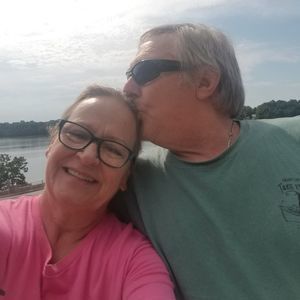 Meet your Posher, Linette